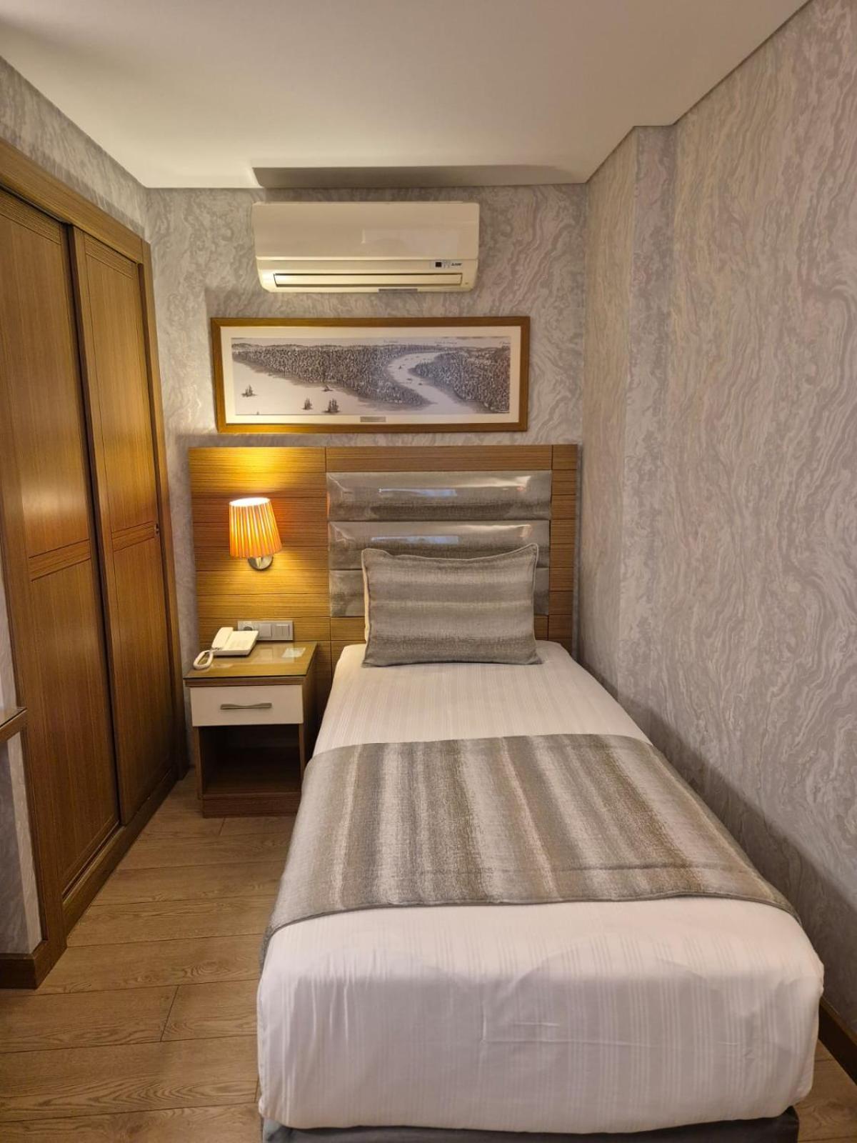 Istanbul Trend Hotel Old City Bagian luar foto