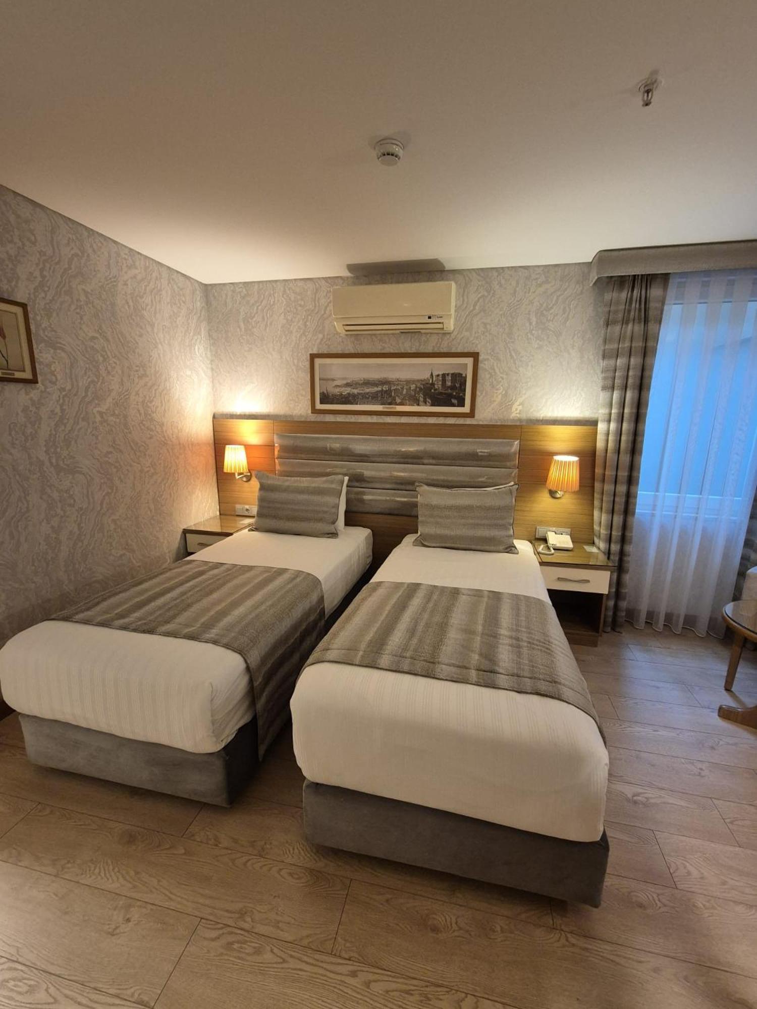 Istanbul Trend Hotel Old City Bagian luar foto